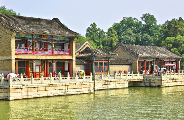  Relax by the lake at Beijing's Summer Palace.