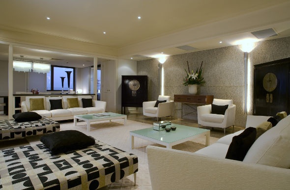  Presidential Suite of Pan Pacific in Perth with beds and sofa