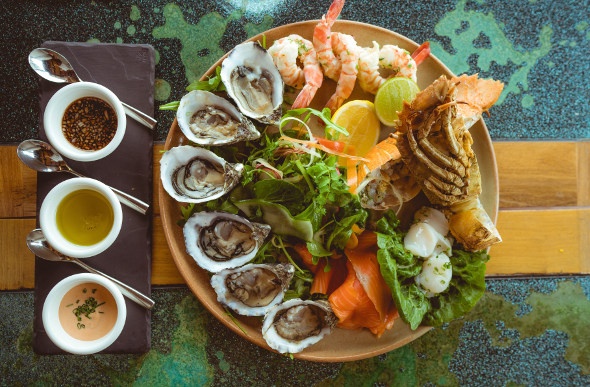 A seafood platter viewed from above at qualia on Hamilton Island.