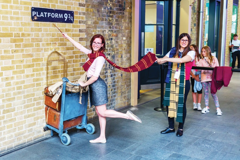 Fictional train platform at Kings Cross Station