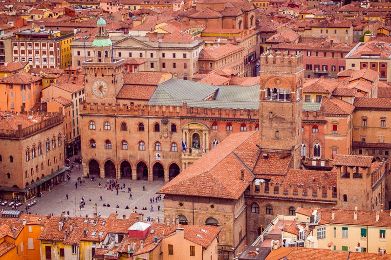 Piazza Maggiore, Bologna, Italy