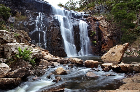 flowing waterfall at the end of the Mackenzie Falls hike