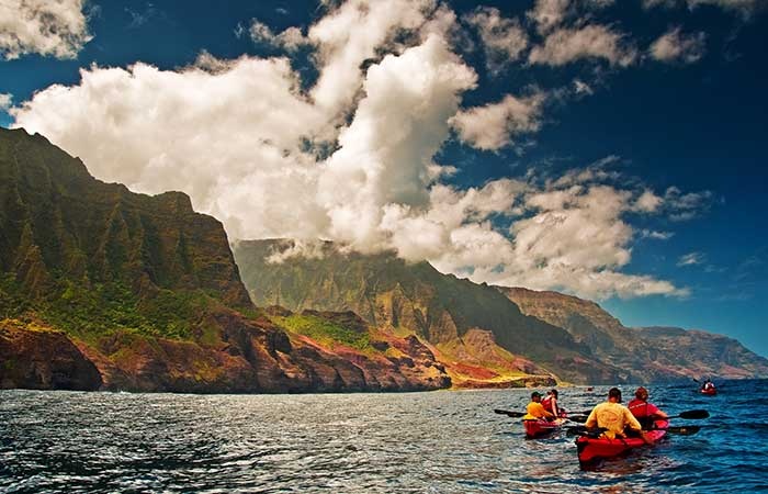 Kayak in Hawaii, along the Napoli Coast