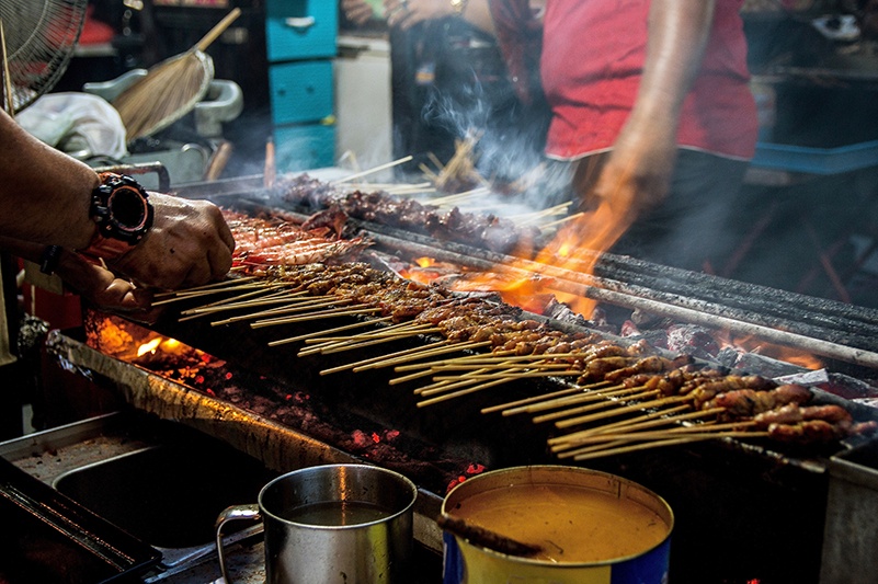 Grilled satay sticks