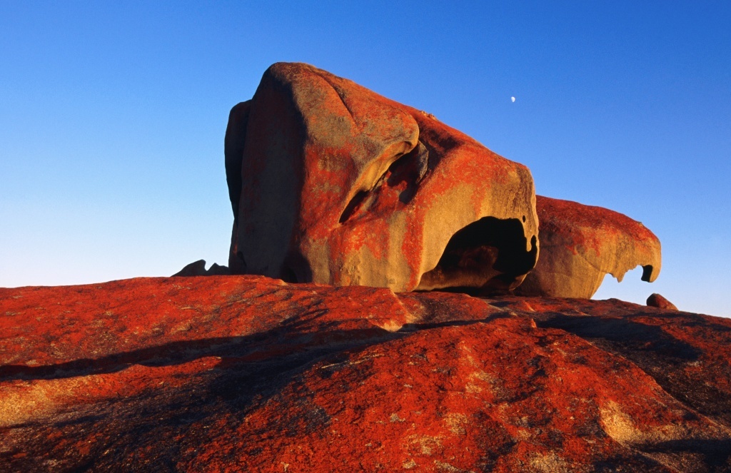Red rocky outcrop on Kangaroo Island