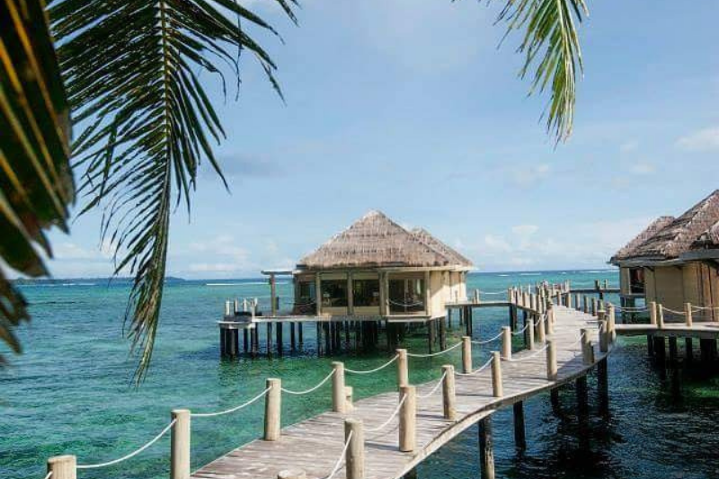 Overwater bungalow Coconut Beach Club Resort and Spa