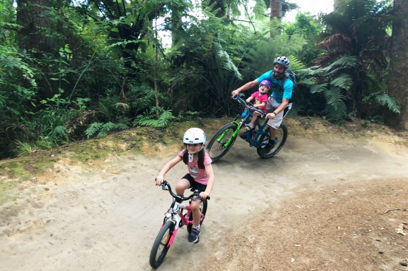 Mountain biking in the Redwoods, Whakarewarewa Forest, Rotorua