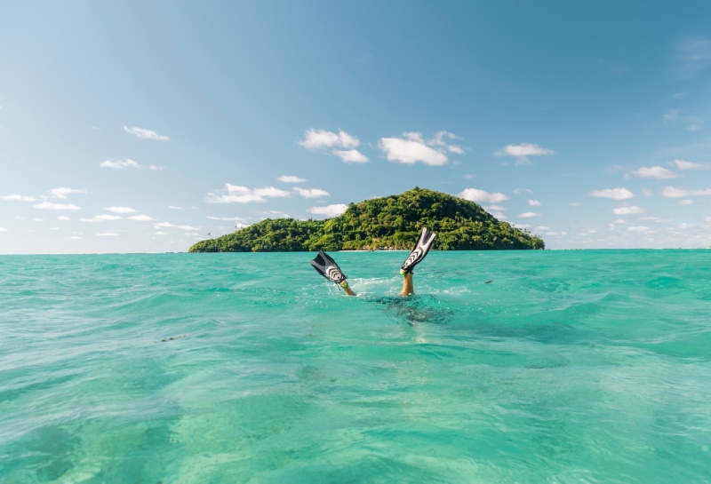 Snorkelling in Na'mua Island Lagoon, Upolu, Samoa