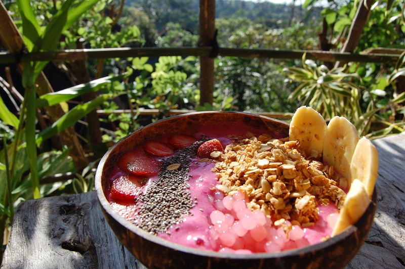 A breakfast smoothie bowl at Yellow Flower Cafe, Ubud.