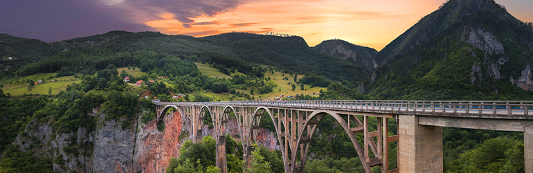 Bridge to mountains 